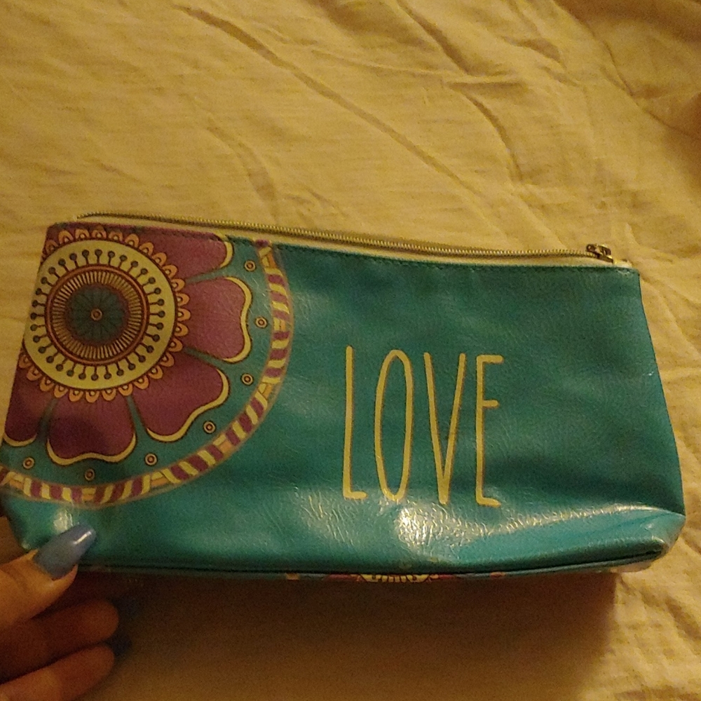 Makeup bag